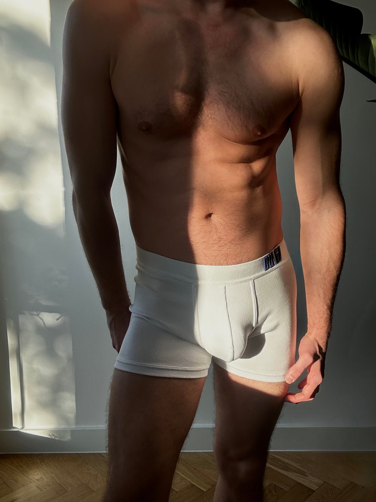 BOXERS BULGE WHITE · BLACK LOGO